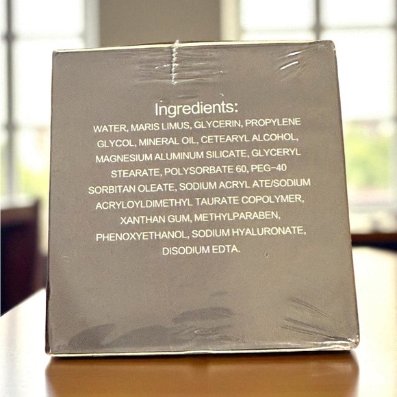 Dead Sea Mud Mask 100% Natural Minerals Reduces Pores - Picture 2 of 7